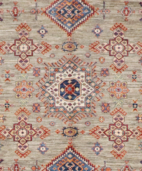 Uzbek 368x270