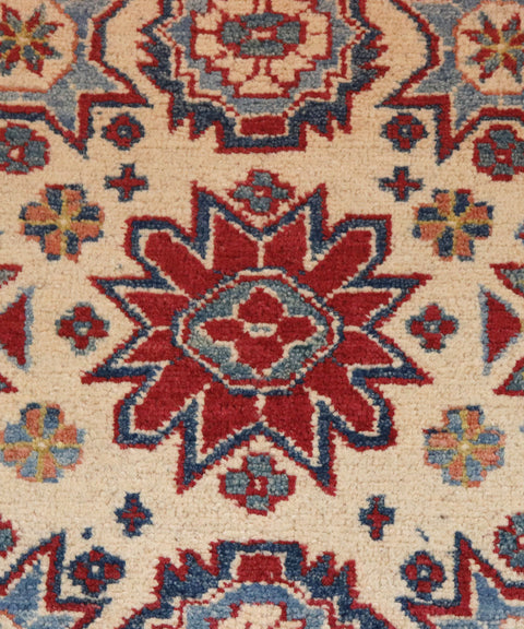 Uzbek 145x103