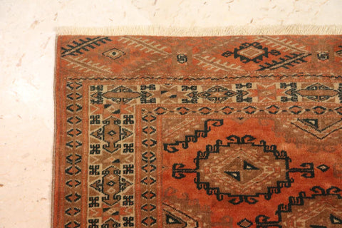 Bukara russo 142x102