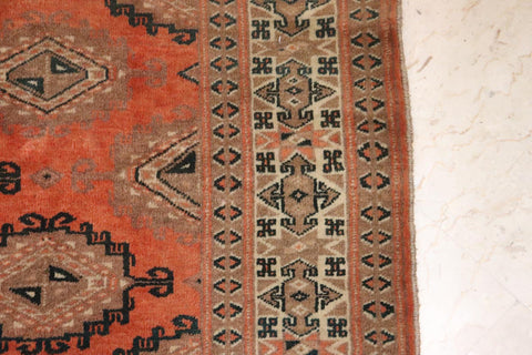 Bukara russo 142x102