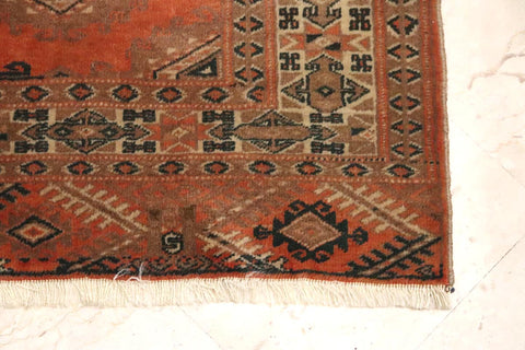 Bukara russo 142x102